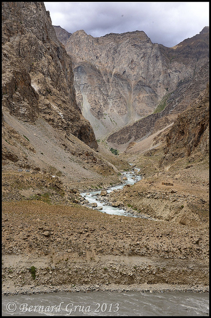 The road portion ends there, Afghanistan © Bernard Grua 2013