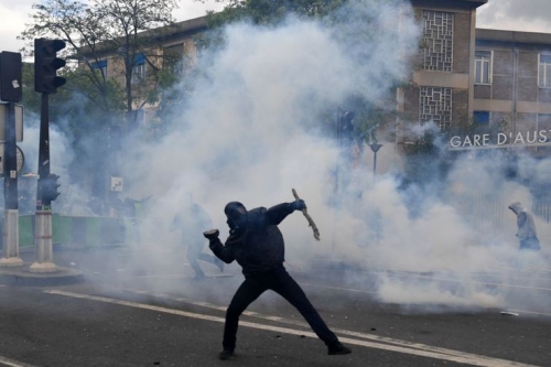 emmanuel macron suppression de l'exit tax