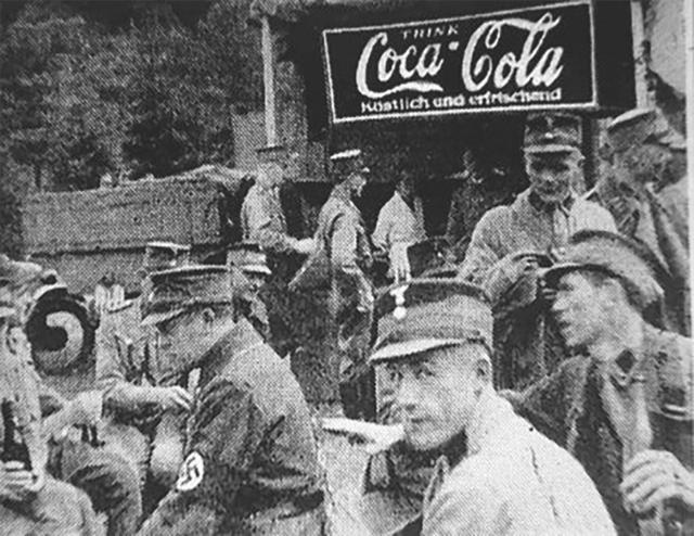 Soldiers in Nazi Germany drinking Coca-Cola, "delicious and refreshing"  (date uncertain) [900x696] : r/HistoryPorn