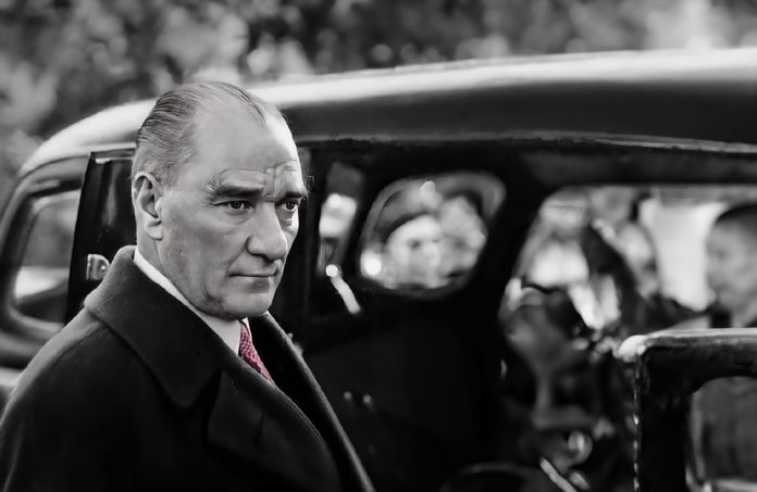 Atatürk'ün düşünce yapısı ve entelektüel birikimi cumhuriyeti nasıl  şekillendirdi? - Fikir Turu