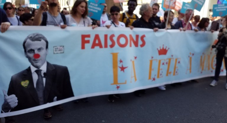 La f�te � Macron