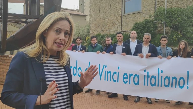 Giorgia Meloni a Vinci, luogo di nascita di uno dei pi grandi geni al  mondo - YouTube