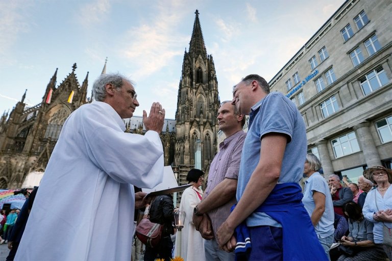 Pope's Approval of Same-Sex Blessings Unlikely to Sway SCOTUS
