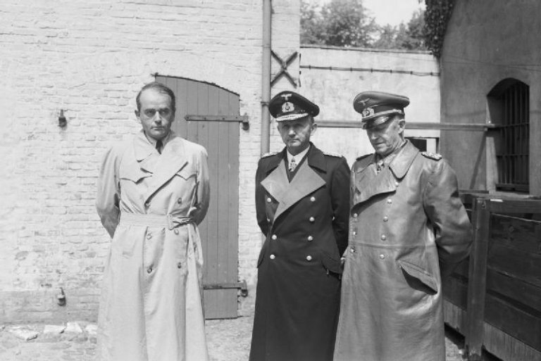 Fichier:Nazi Personalities BU6713.jpg — Wikipédia