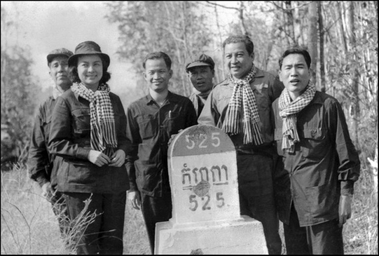 Norodom Sihanouk, ex-roi du Cambodge et artisan de l'indpendance –  L'Express