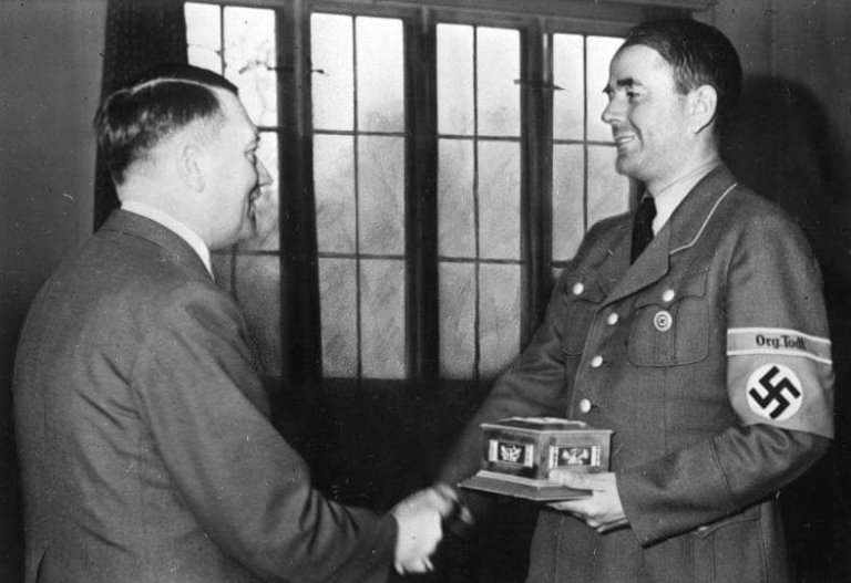 Albert Speer – Store norske leksikon