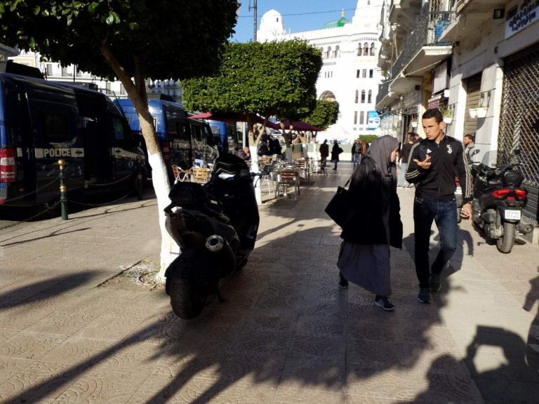 L'Algrie, 40 ans ans plus tard, Alger et Tipasa (1)/..