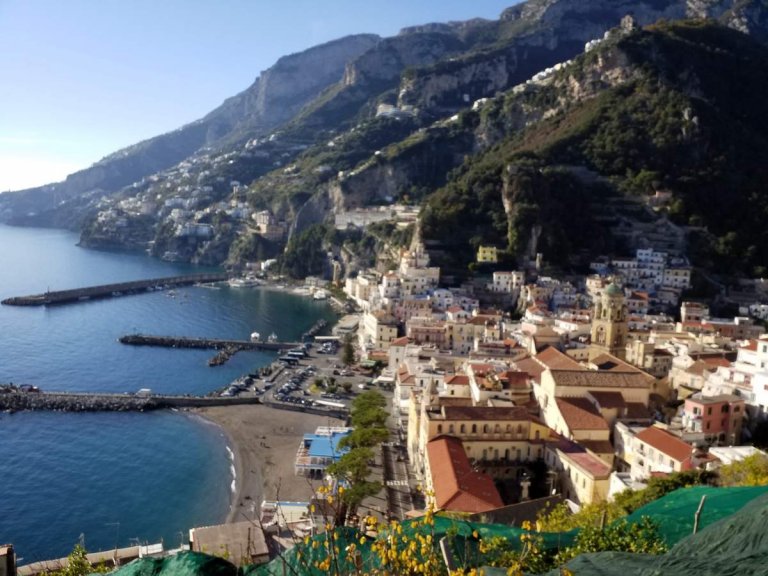 ... les environs de Naples...