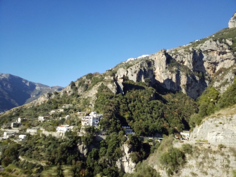 ... les environs de Naples...