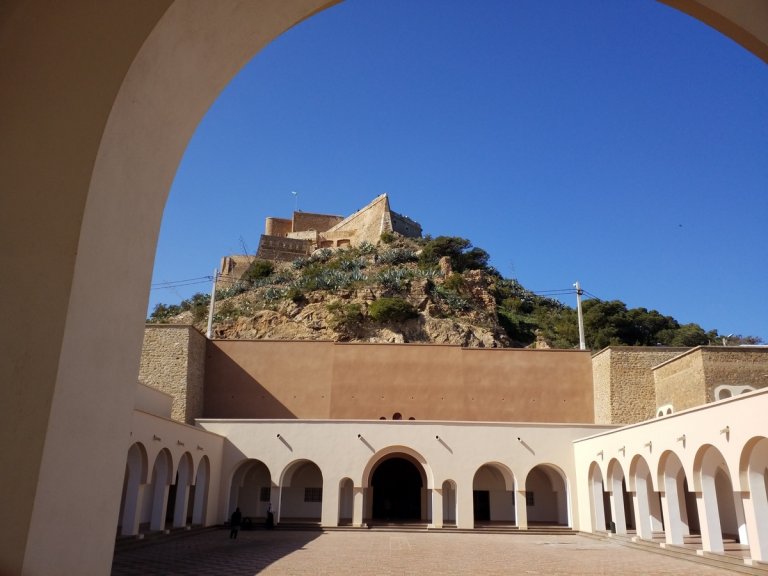 Algérie, 40 ans plus tard (2), Oranais...