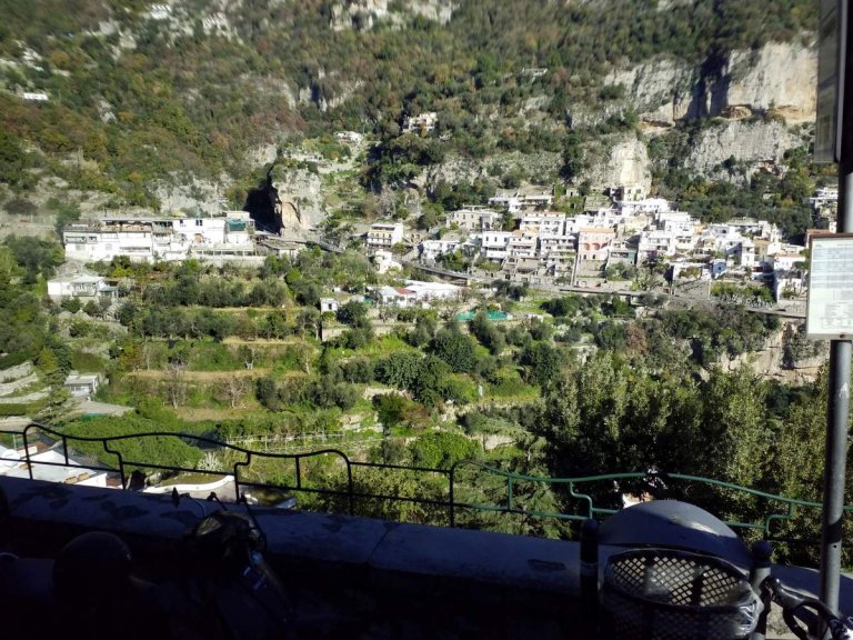 ... les environs de Naples...