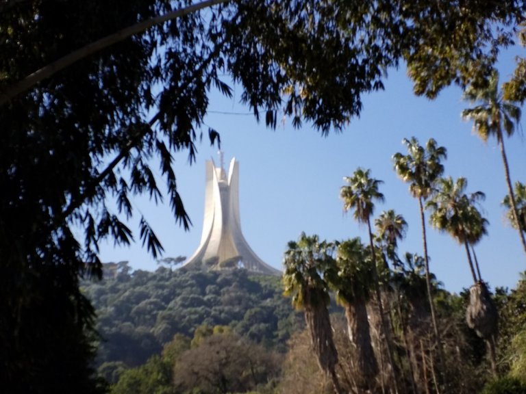 L'Algrie, 40 ans ans plus tard, Alger et Tipasa (1)/..