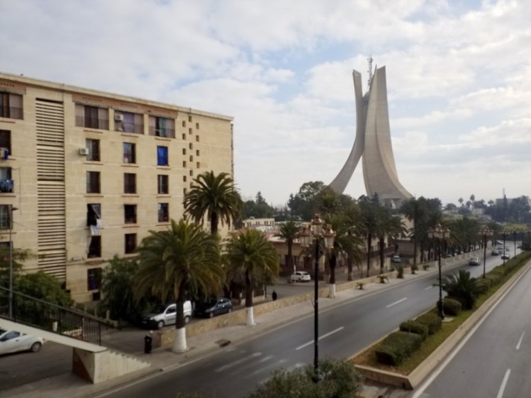 L'Algrie, 40 ans ans plus tard, Alger et Tipasa (1)/..