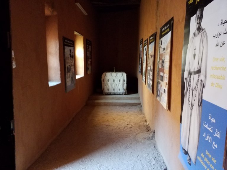 Bordj du Marabout, chambre, le trou par o�, disait-on serait pass� la balle meurtri�re !