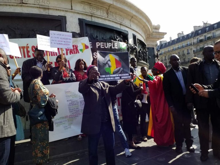 Vendredi � Alger, Dimanche � Paris...