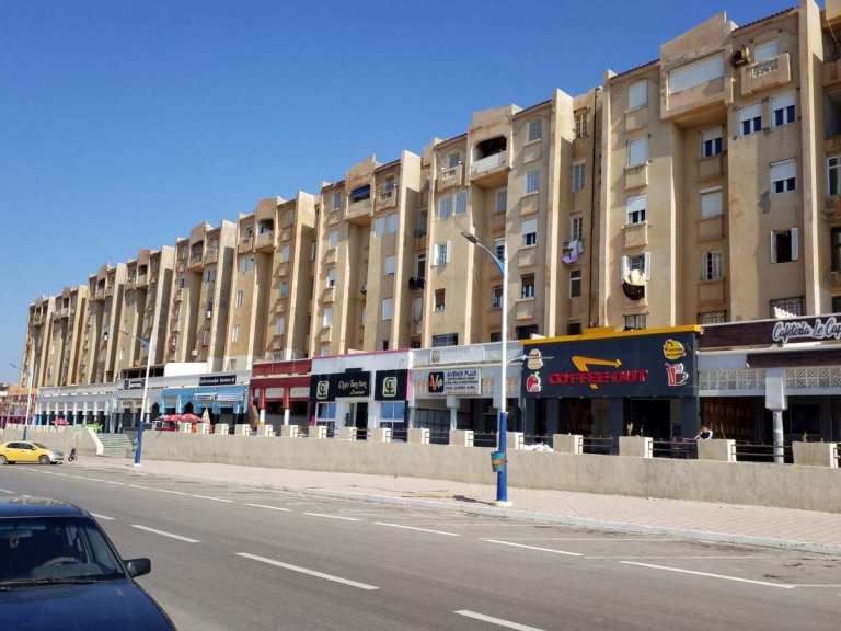 Algérie, 40 ans plus tard (2), Oranais...