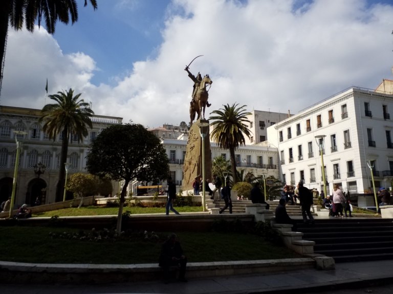 L'Algrie, 40 ans ans plus tard, Alger et Tipasa (1)/..