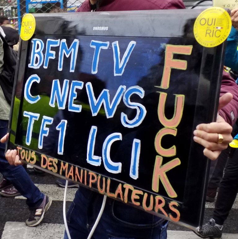 CHAINES INFO MANIPULATEURS
